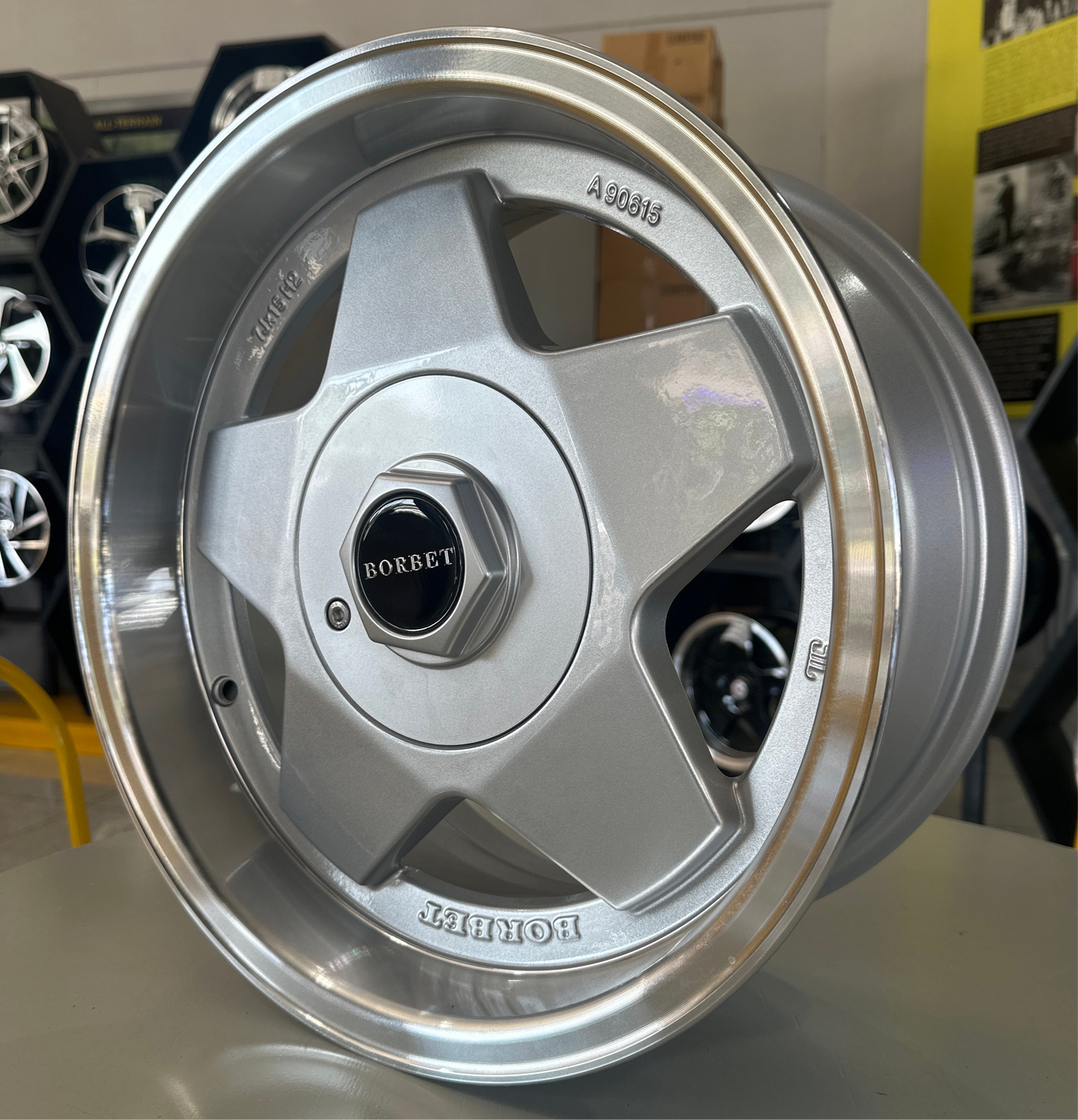 15" BORBET 4X100/114 SILVER