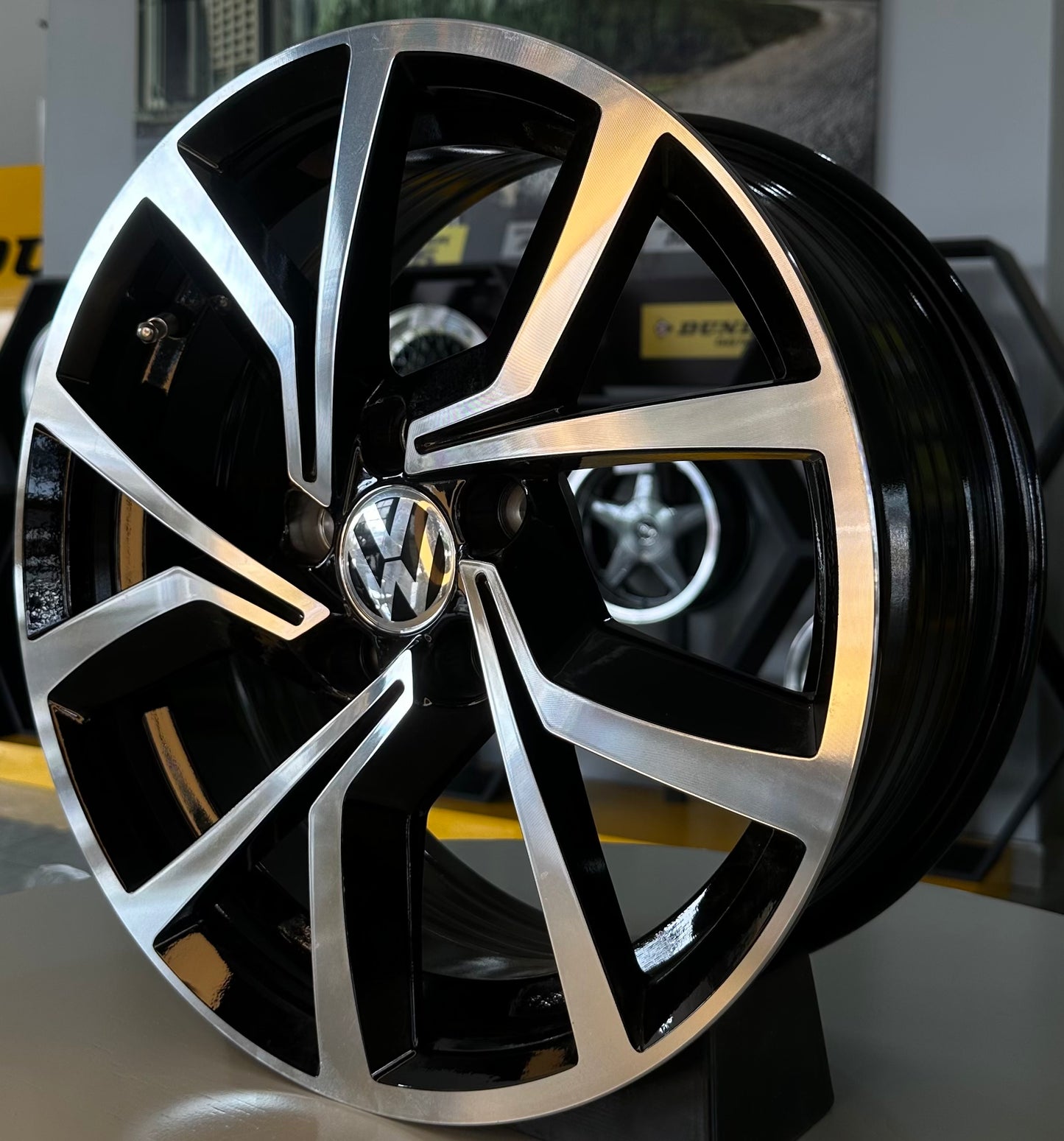 15" VW 5X100 BLACK/SILVER