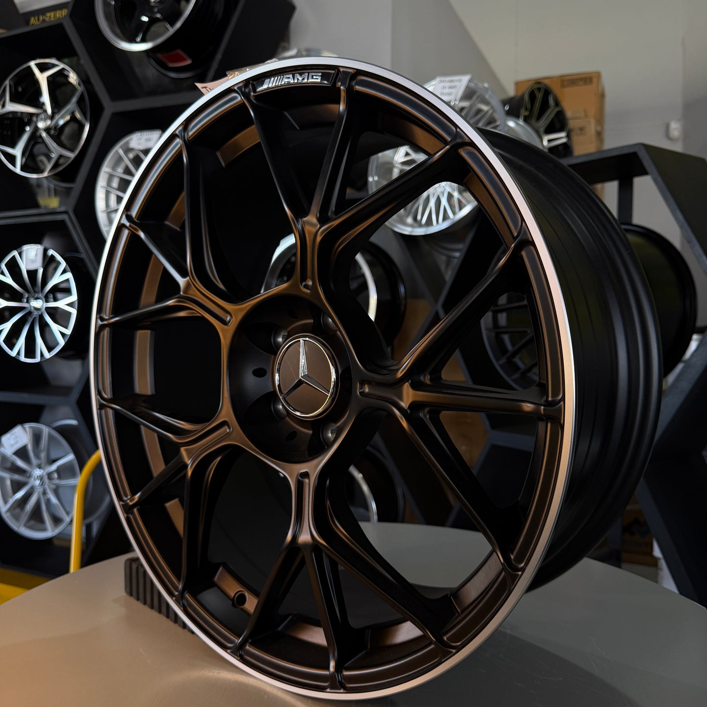 19" MERC 5X112 BLACK