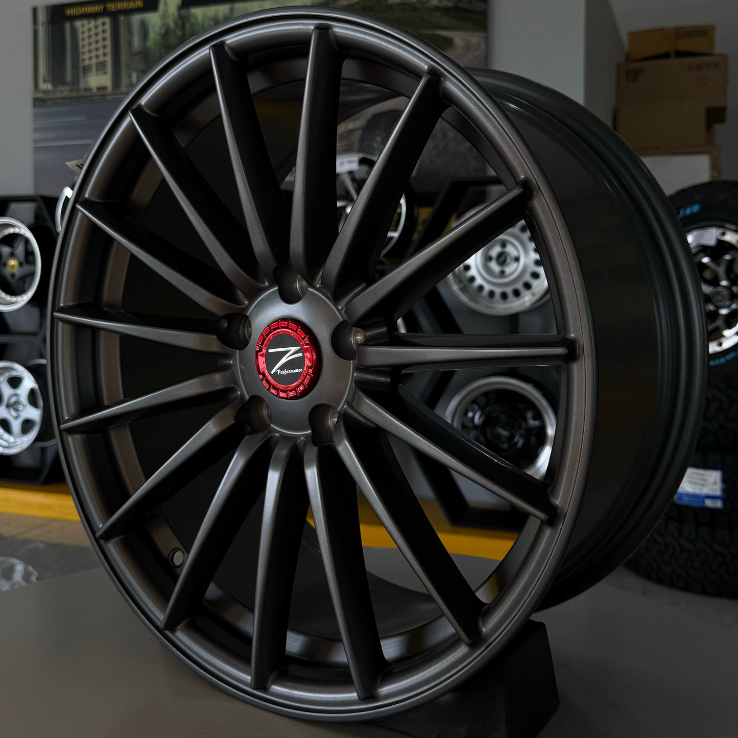 18" Z PERFORMANCE GREY