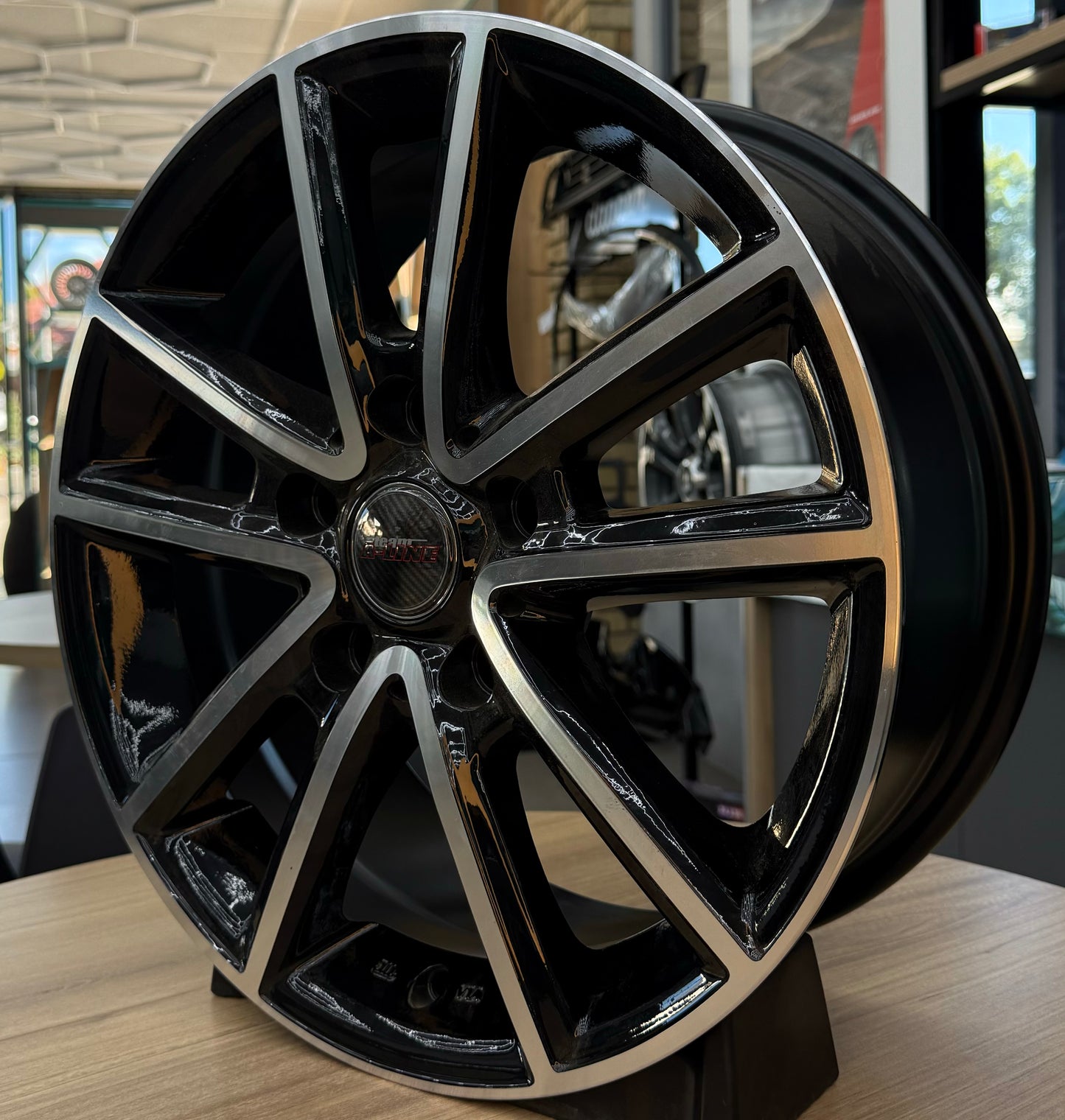 16" ALINE 5X120 BLACK/SILVER