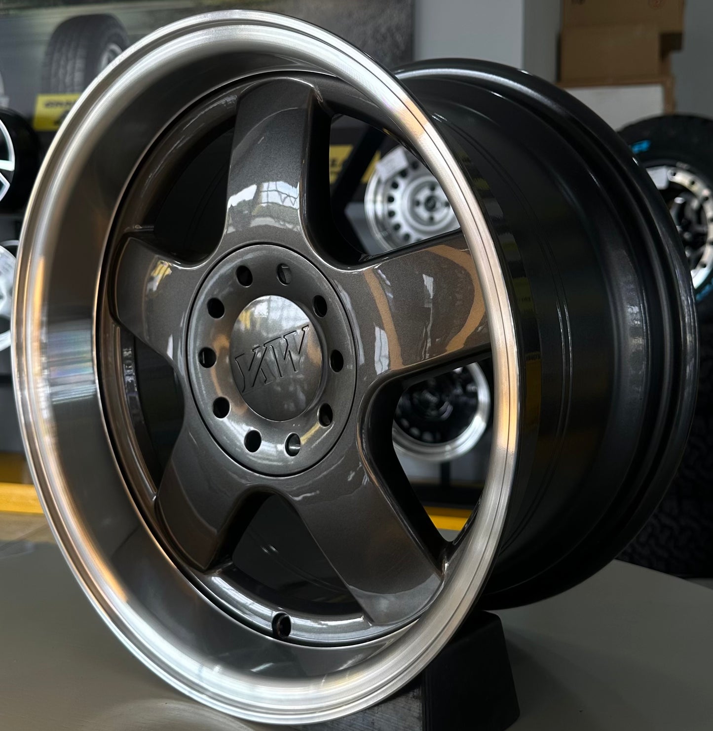 15" YKW 4X100/114 GREY