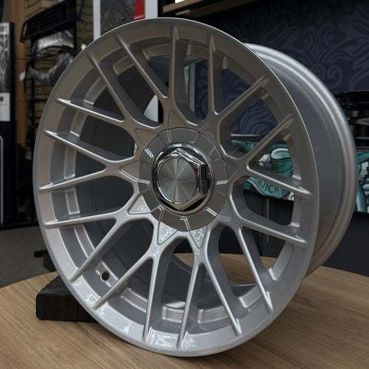 15" ULTRA CONCAVE 4X100/5X100 SILVER