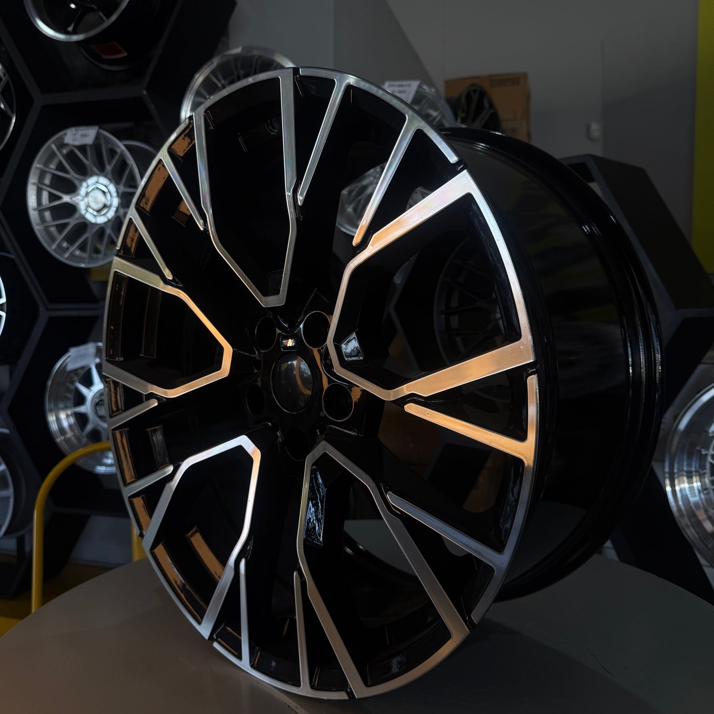 20" BMW 5X120 BLACK/SILVER