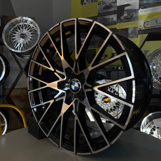 18" BMW 5X120 BLACL/SILVER