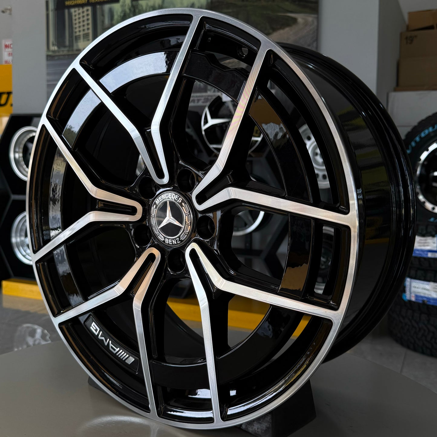 19" MERCEDES 5X112 BLACK/SILVER