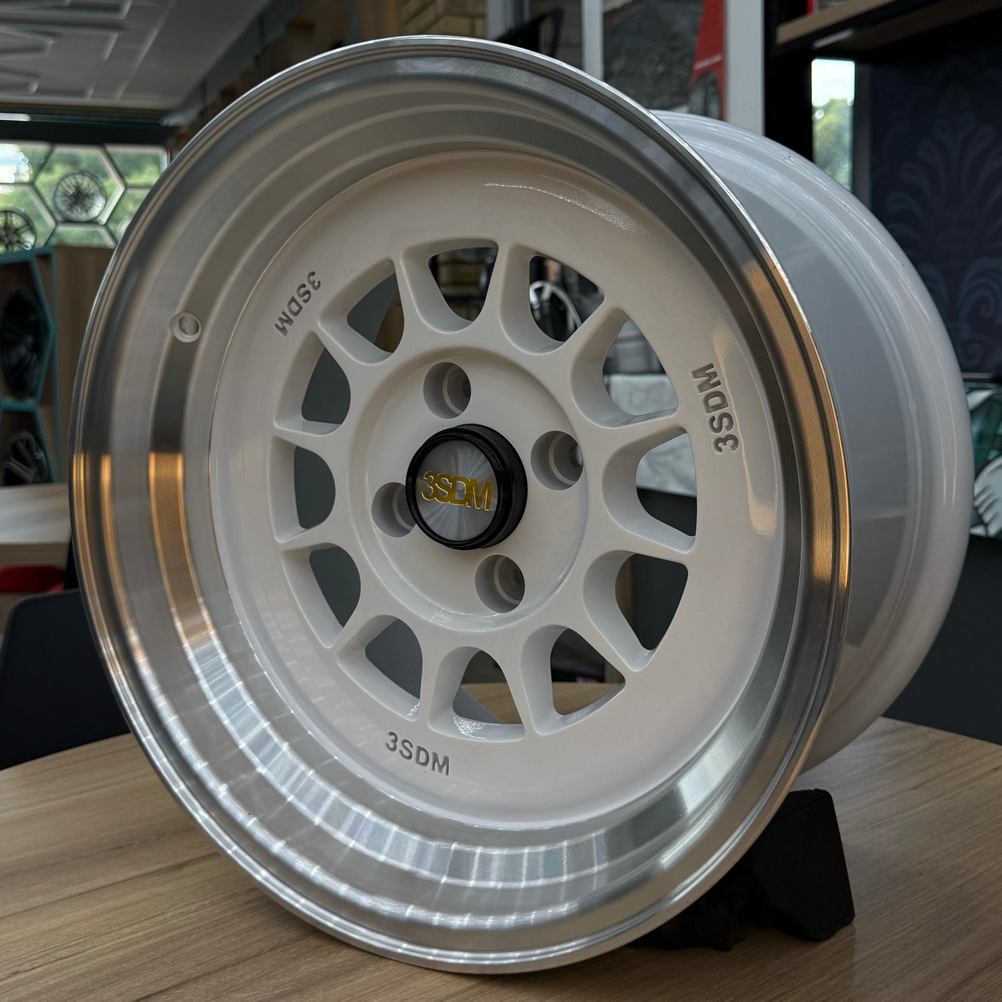 15" 3SDM 4X100 WHITE