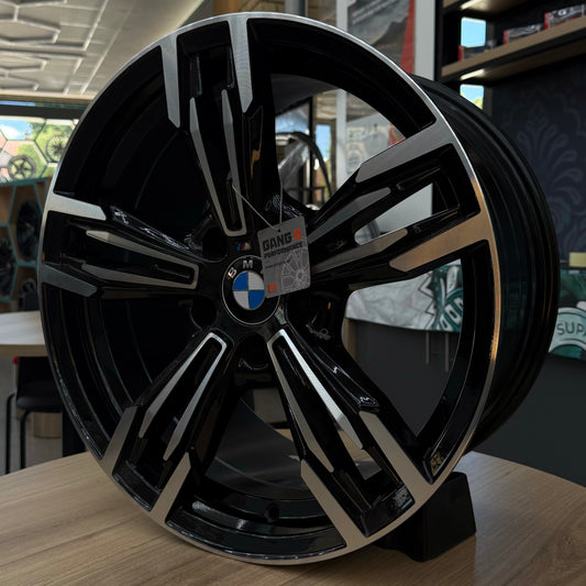 18" BMW 5X120 BLACK/SILVER