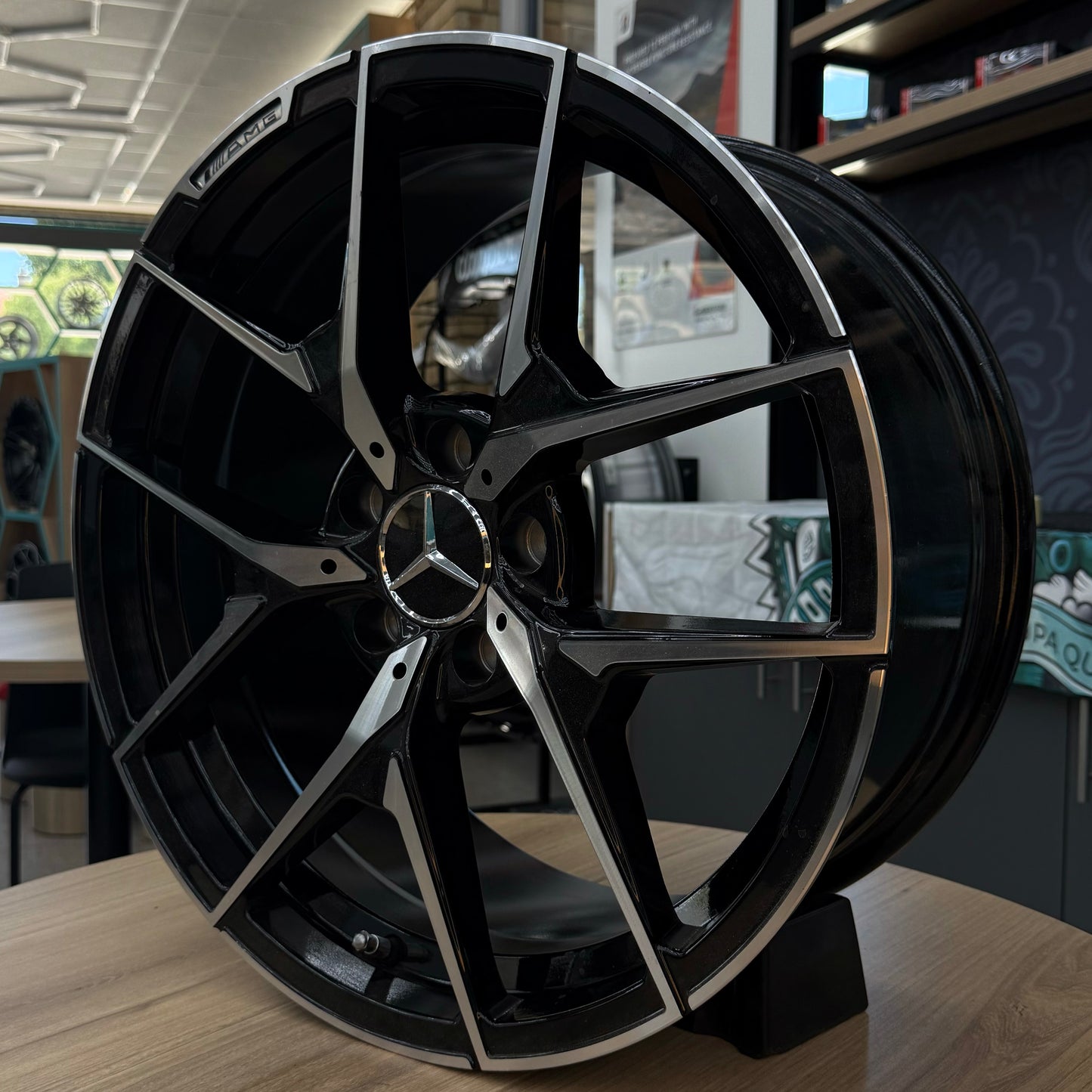 18" MERCEDES 5X112 BLACK/SILVER